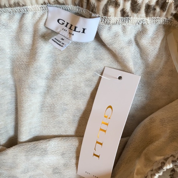 Animal print Strapless Jumpsuit. - Picture 3 of 3